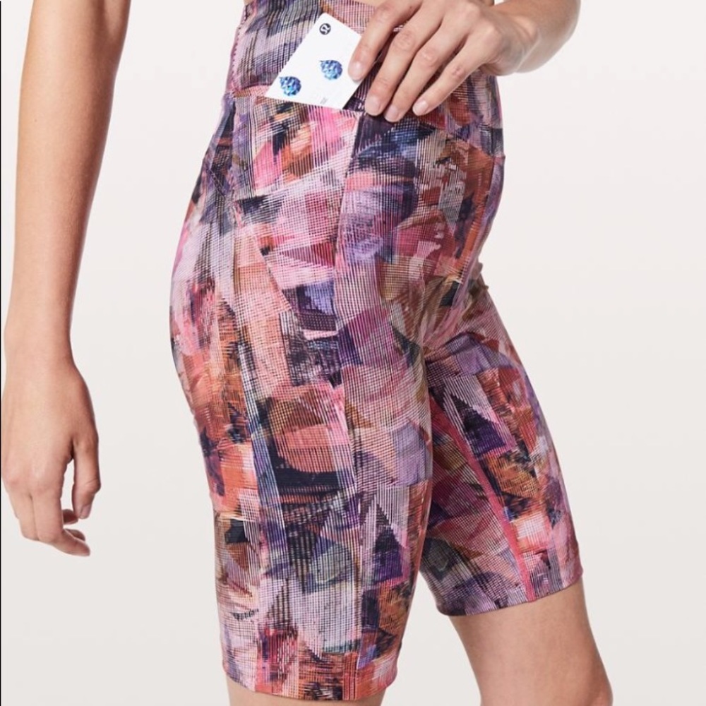 NWT lululemon On pace shorts sun dazed multi pink - Picture 2 of 7